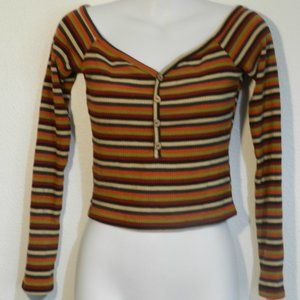 Windsor striped v-neck, button front long sleeve cropped rib knit t-shirt